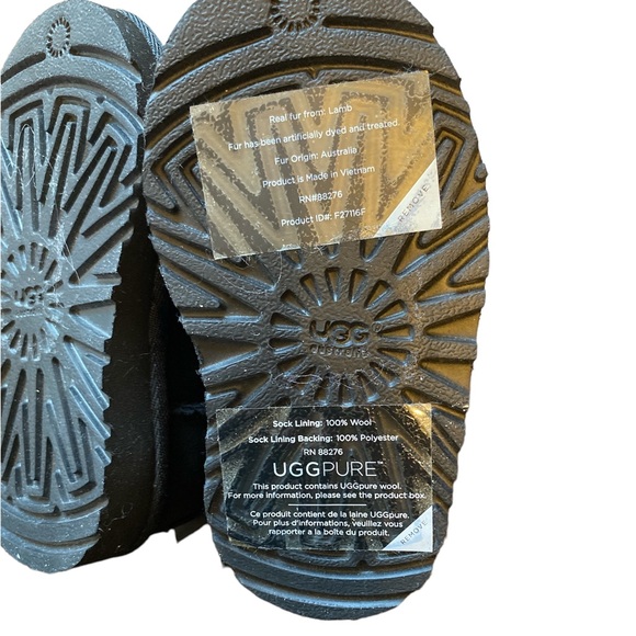 UGGS Bailey Bow boots - Toddler size 6 - Picture 10 of 10